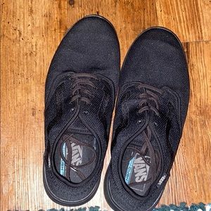 Men’s Vans tennis shoes